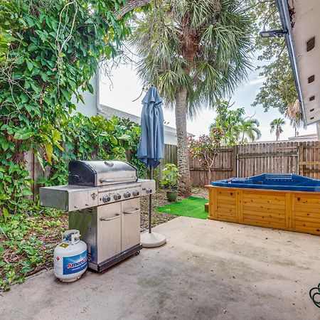 Cape Canaveral Cottage With Hot Tub Walk To Beach מראה חיצוני תמונה